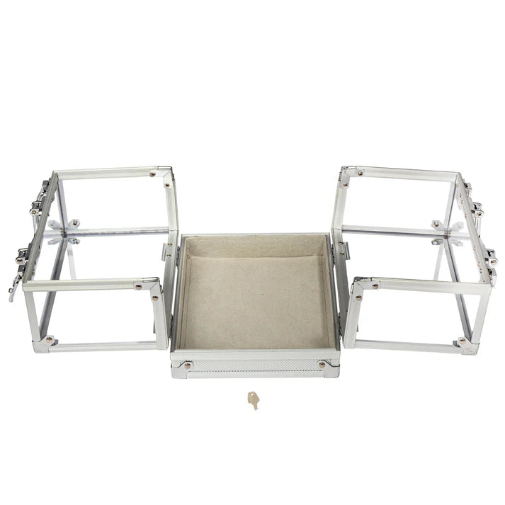 600-count acrylic poker chip carrier with both sides open.