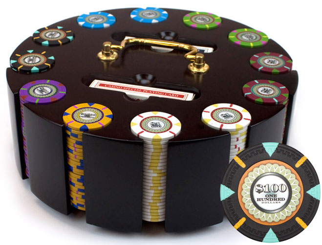 The Mint 13.5 Gram Clay Poker Chips in Wood Carousel - 300 Ct.
